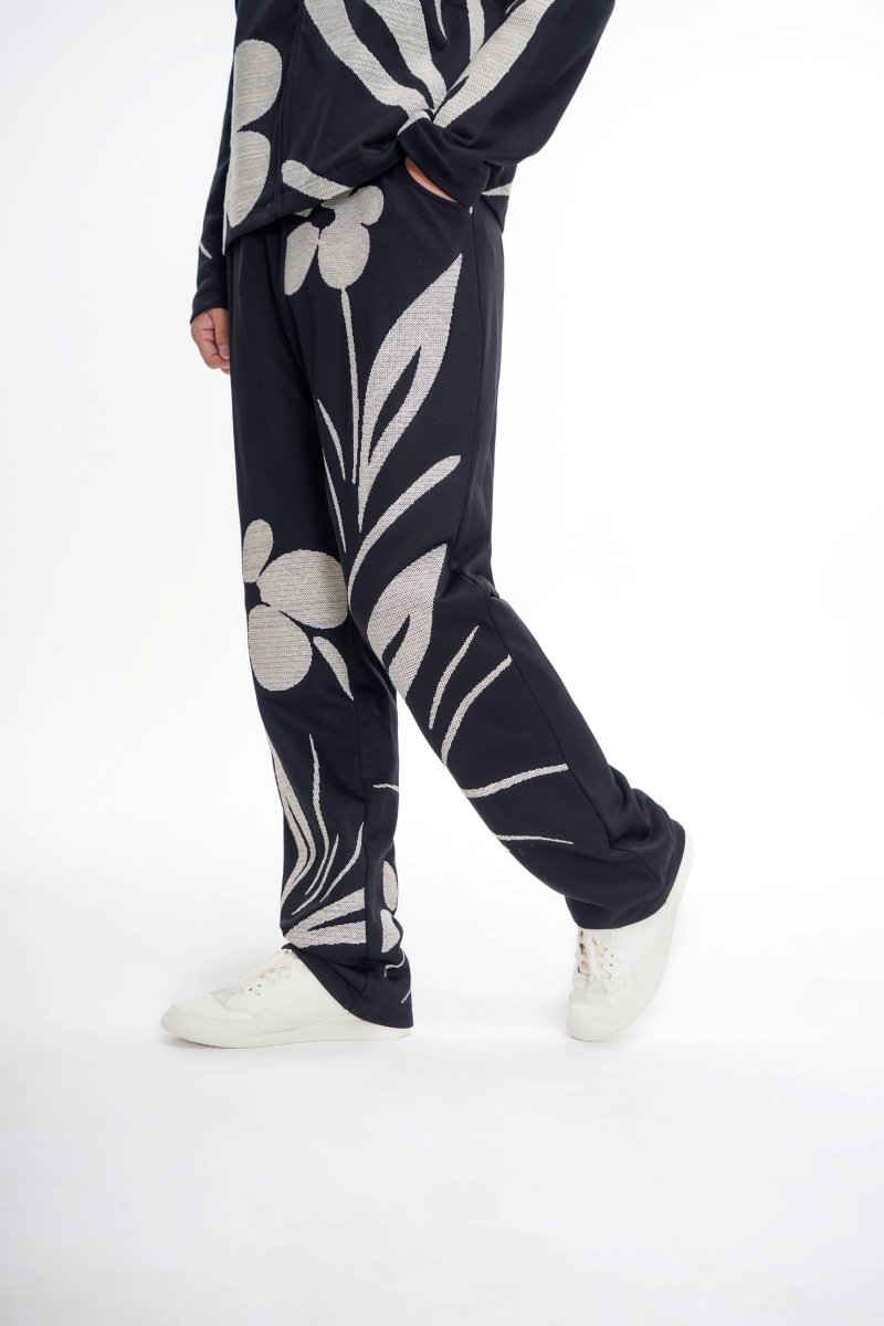 Wildroot Black Jogger - Valabasas