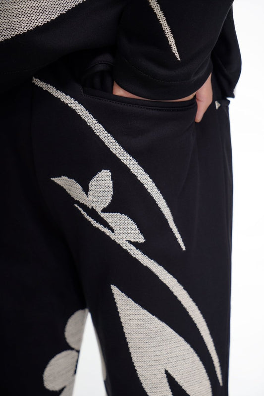 Wildroot Black Jogger - Valabasas