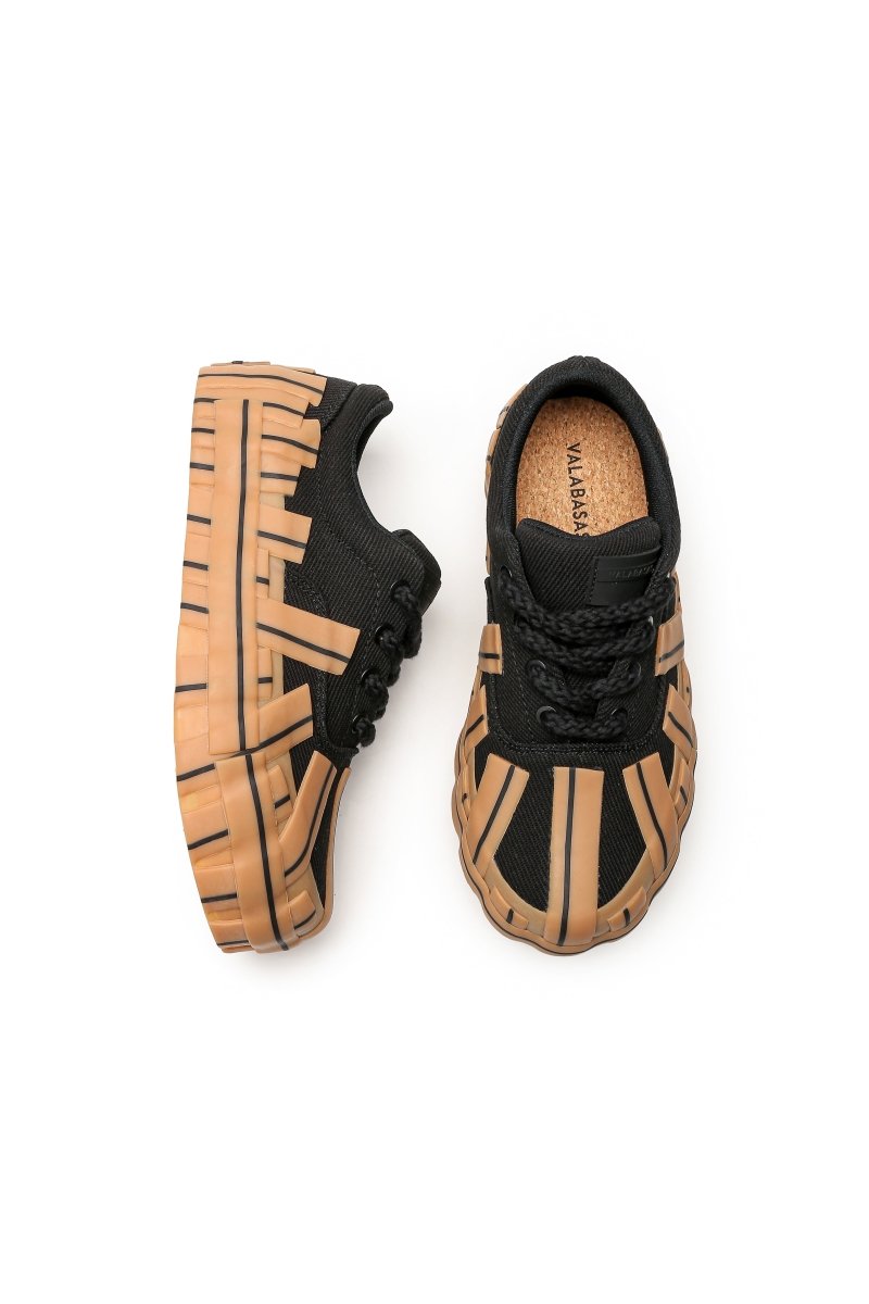 Yuratsu 100 Black Gum Shoes - Valabasas