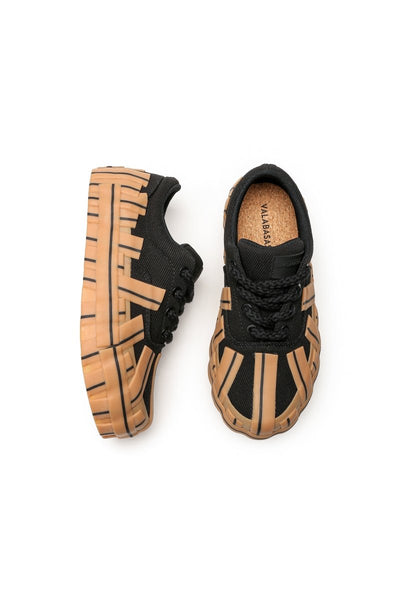 VALABASAS スニーカー Yuratsu 100 Black Gum Shoes – Valabasas