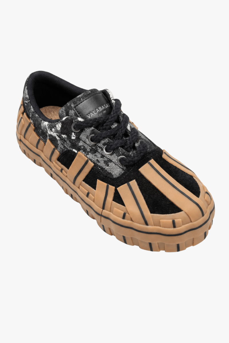 Yuratsu 200 Black Denim Gum Shoes - Valabasas