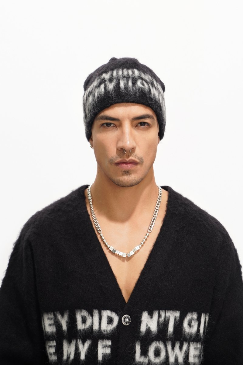 Zinnia Black Beanie - Valabasas