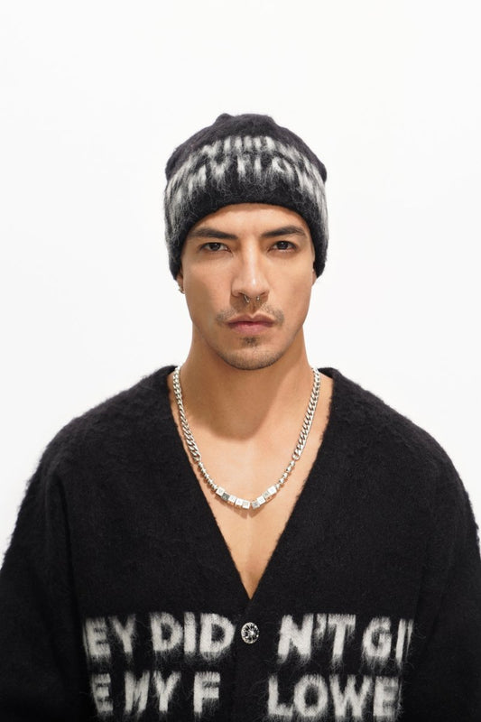 Zinnia Black Beanie - Valabasas