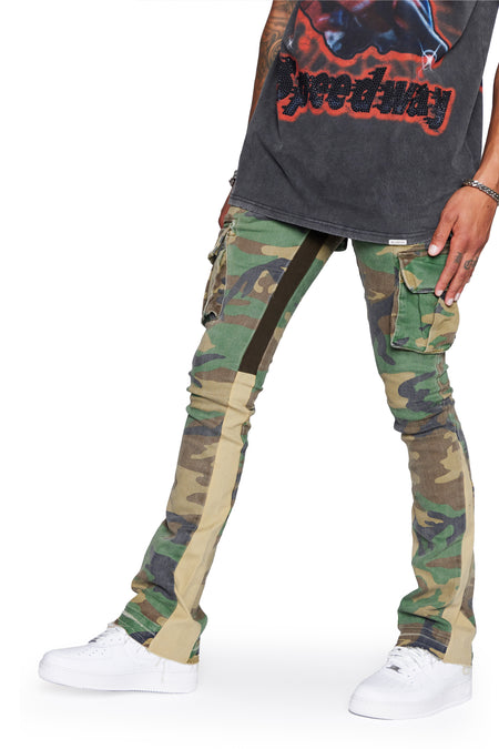 "COMMANDER" FOLIAGE GREEN STACKED FLARE JEAN