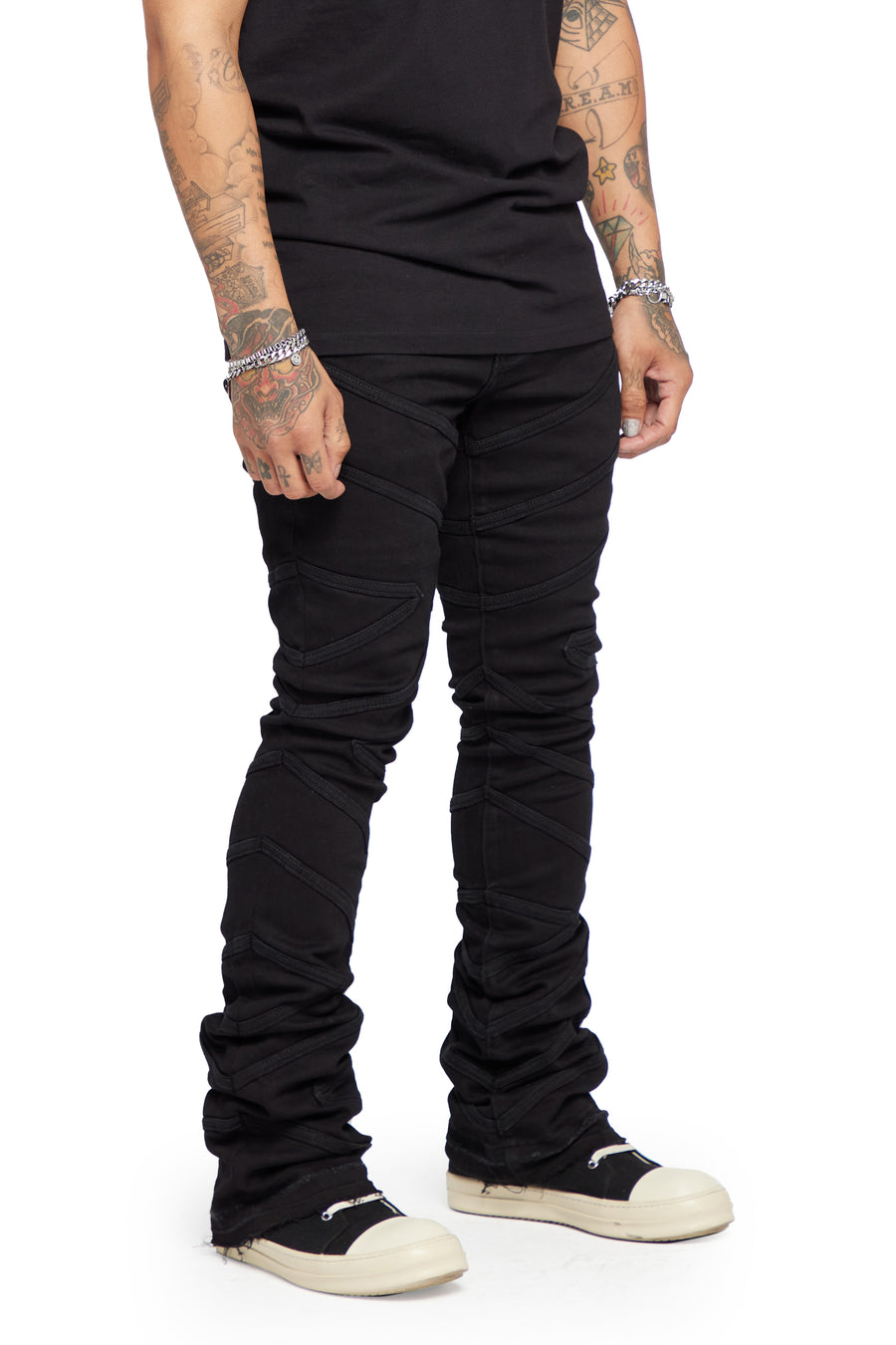 “CASSIUS” BLACK STACKED FLARE JEAN