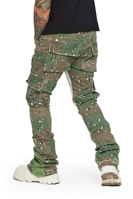 "COMMANDER" STACKED FLARE JEAN CAMO - Valabasas
